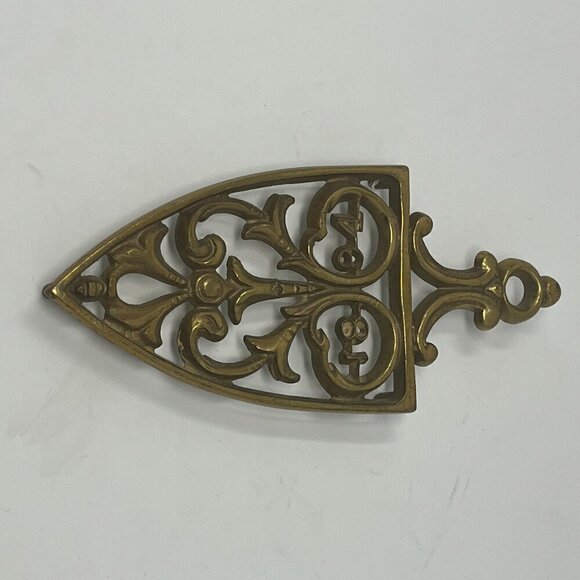 Vintage Wilton brass antique trivet 1894 - Picture 1 of 7